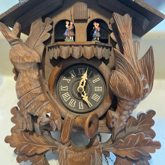 Coo Coo Clock Handmade in Germany
Black Forest original
dancing children - Picture 7 of 8